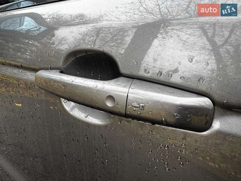 Внедорожник / Кроссовер Land Rover Range Rover Sport 2015 в Киеве фото 10 Внедорожник / Кроссовер Land Rover Range Rover Sport 2015 в Киеве