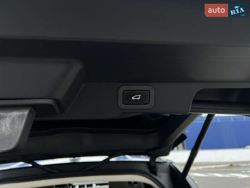 Позашляховик / Кросовер Land Rover Range Rover Sport 2013 в Києві