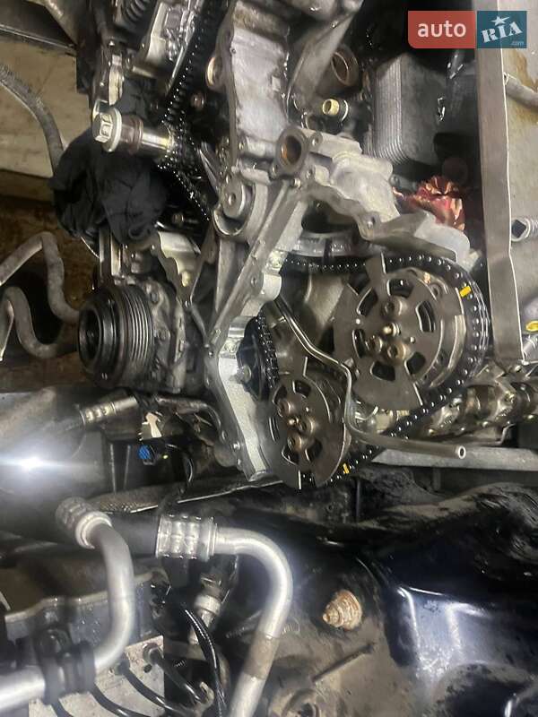 Внедорожник / Кроссовер Land Rover Range Rover Sport 2013 в Кривом Роге