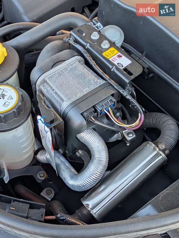 Внедорожник / Кроссовер Land Rover Range Rover Sport 2012 в Одессе