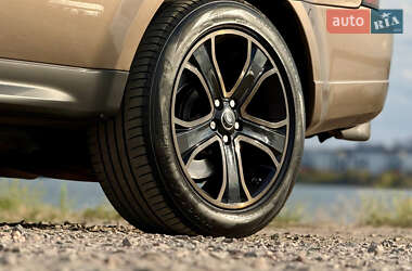 Внедорожник / Кроссовер Land Rover Range Rover Sport 2012 в Днепре