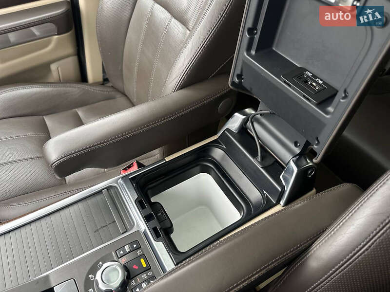 Внедорожник / Кроссовер Land Rover Range Rover Sport 2010 в Киеве фото 31 Внедорожник / Кроссовер Land Rover Range Rover Sport 2010 в Киеве
