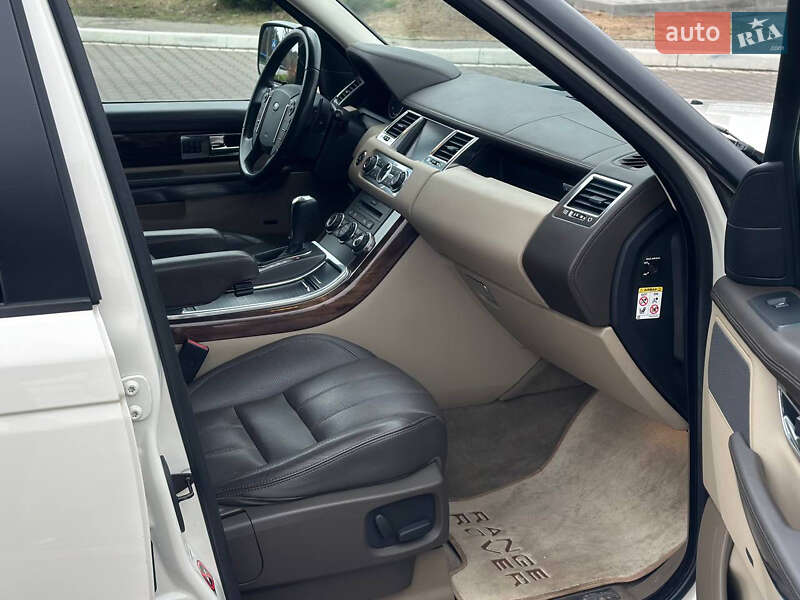 Внедорожник / Кроссовер Land Rover Range Rover Sport 2010 в Киеве фото 41 Внедорожник / Кроссовер Land Rover Range Rover Sport 2010 в Киеве