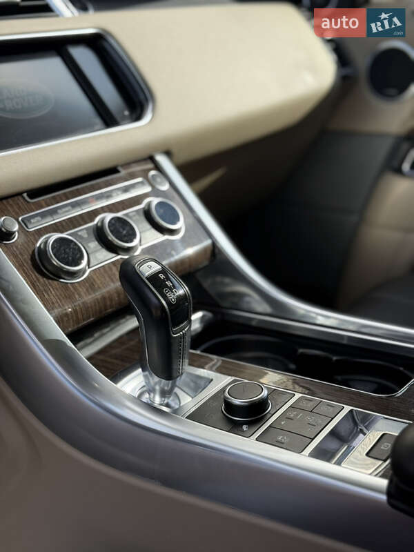 Внедорожник / Кроссовер Land Rover Range Rover Sport 2014 в Дубно