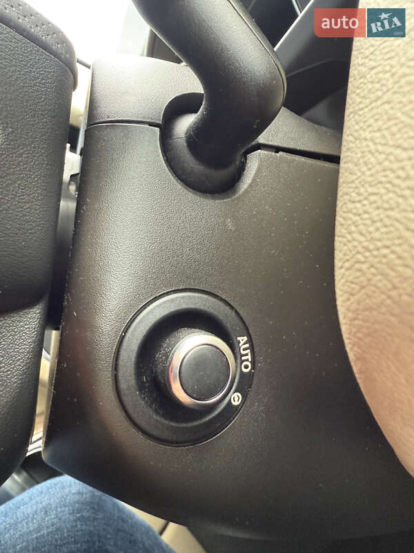 Внедорожник / Кроссовер Land Rover Range Rover Sport 2014 в Дубно