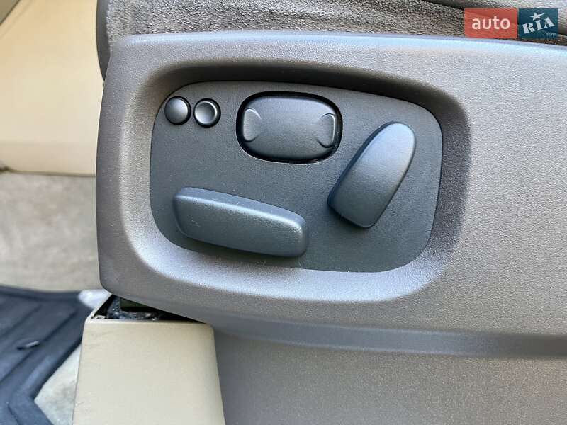 Внедорожник / Кроссовер Land Rover Range Rover Sport 2009 в Киеве