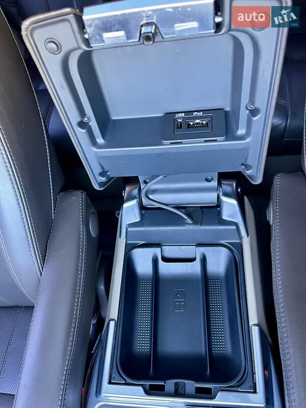 Внедорожник / Кроссовер Land Rover Range Rover Sport 2009 в Киеве