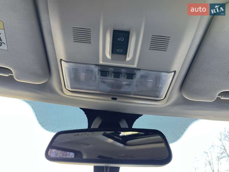 Внедорожник / Кроссовер Land Rover Range Rover Sport 2009 в Киеве