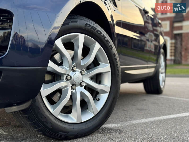 Внедорожник / Кроссовер Land Rover Range Rover Sport 2016 в Киеве
