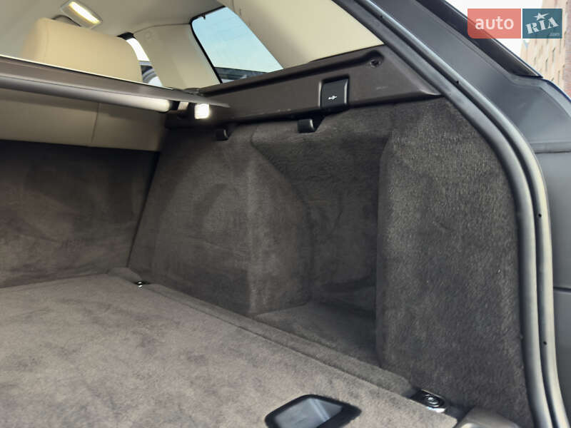 Внедорожник / Кроссовер Land Rover Range Rover Sport 2016 в Киеве