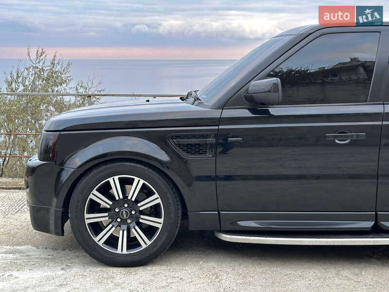 Внедорожник / Кроссовер Land Rover Range Rover Sport 2010 в Одессе