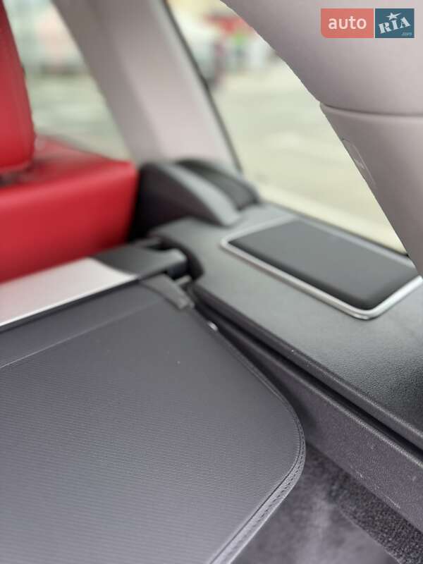 Внедорожник / Кроссовер Land Rover Range Rover Sport 2019 в Киеве фото 26 Внедорожник / Кроссовер Land Rover Range Rover Sport 2019 в Киеве