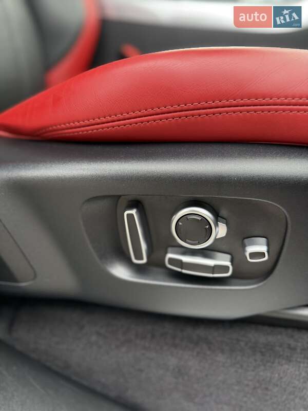 Внедорожник / Кроссовер Land Rover Range Rover Sport 2019 в Киеве фото 59 Внедорожник / Кроссовер Land Rover Range Rover Sport 2019 в Киеве