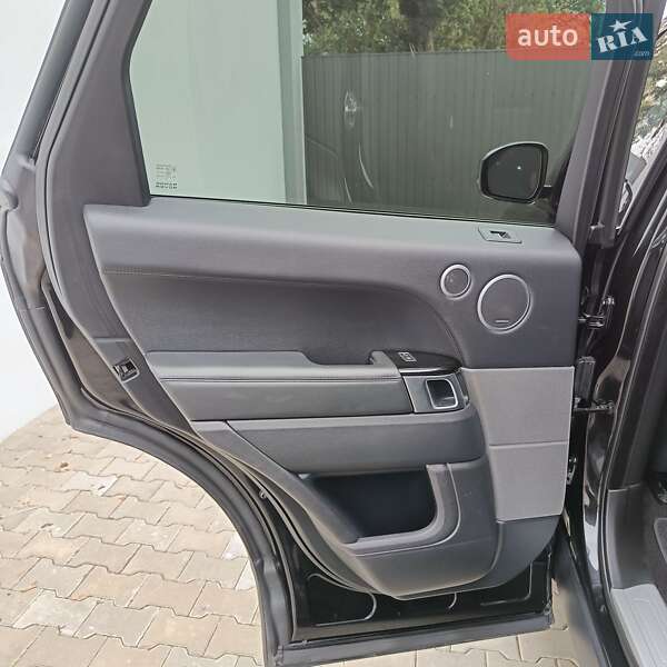 Внедорожник / Кроссовер Land Rover Range Rover Sport 2016 в Дубно