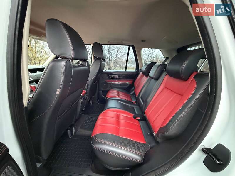 Внедорожник / Кроссовер Land Rover Range Rover Sport 2013 в Кривом Роге