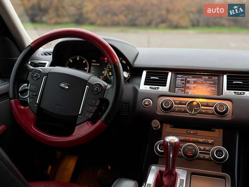 Внедорожник / Кроссовер Land Rover Range Rover Sport 2013 в Кривом Роге
