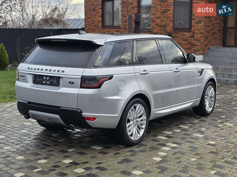 Внедорожник / Кроссовер Land Rover Range Rover Sport 2017 в Радомышле