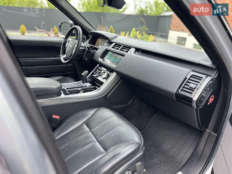 Внедорожник / Кроссовер Land Rover Range Rover Sport 2017 в Радомышле