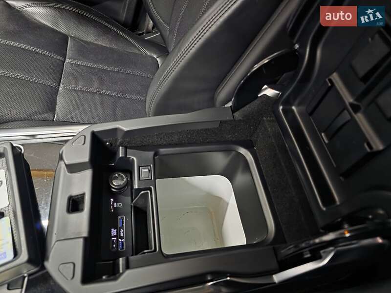 Внедорожник / Кроссовер Land Rover Range Rover Sport 2017 в Радомышле