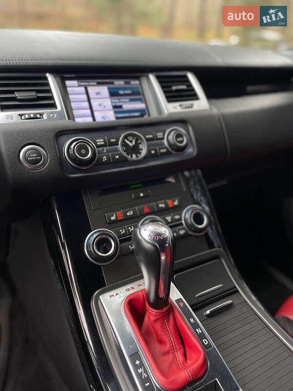 Внедорожник / Кроссовер Land Rover Range Rover Sport 2013 в Киеве