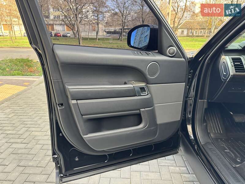 Внедорожник / Кроссовер Land Rover Range Rover Sport 2016 в Николаеве