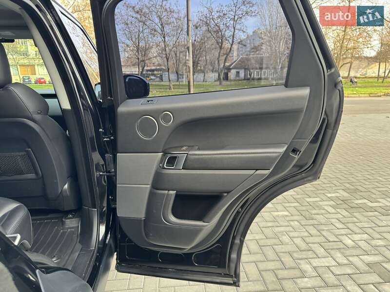 Внедорожник / Кроссовер Land Rover Range Rover Sport 2016 в Николаеве