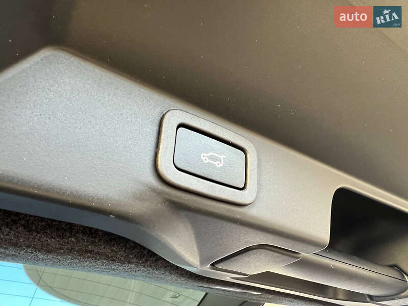 Внедорожник / Кроссовер Land Rover Range Rover Sport 2019 в Днепре