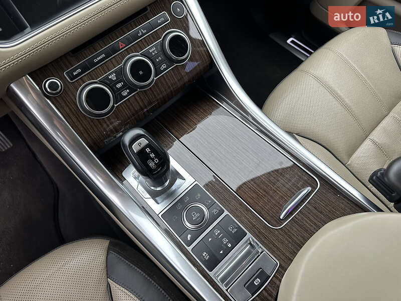 Позашляховик / Кросовер Land Rover Range Rover Sport 2014 в Києві