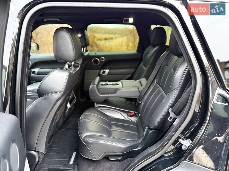Внедорожник / Кроссовер Land Rover Range Rover Sport 2016 в Киеве