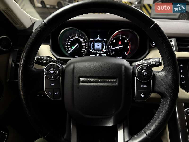 Внедорожник / Кроссовер Land Rover Range Rover Sport 2016 в Киеве