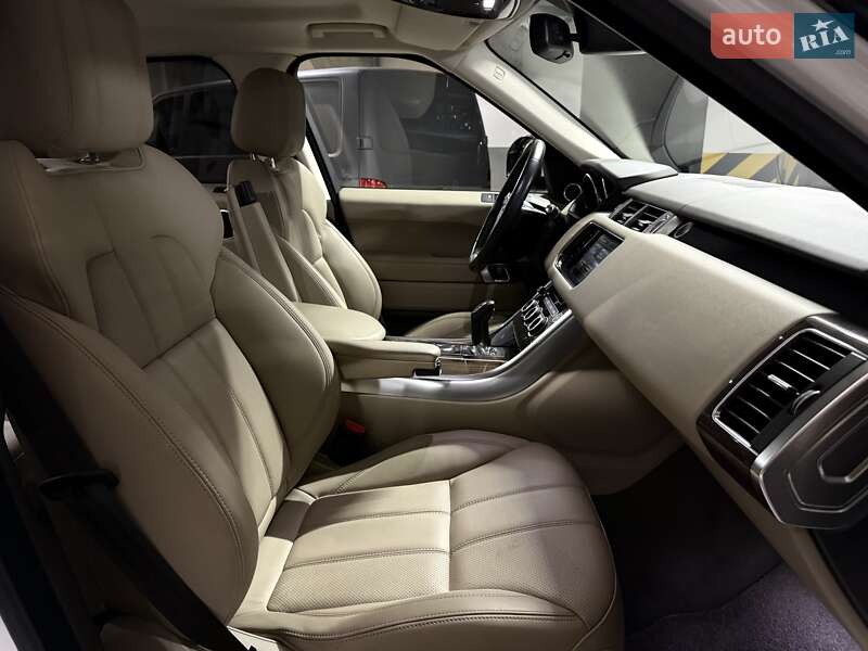 Внедорожник / Кроссовер Land Rover Range Rover Sport 2016 в Киеве