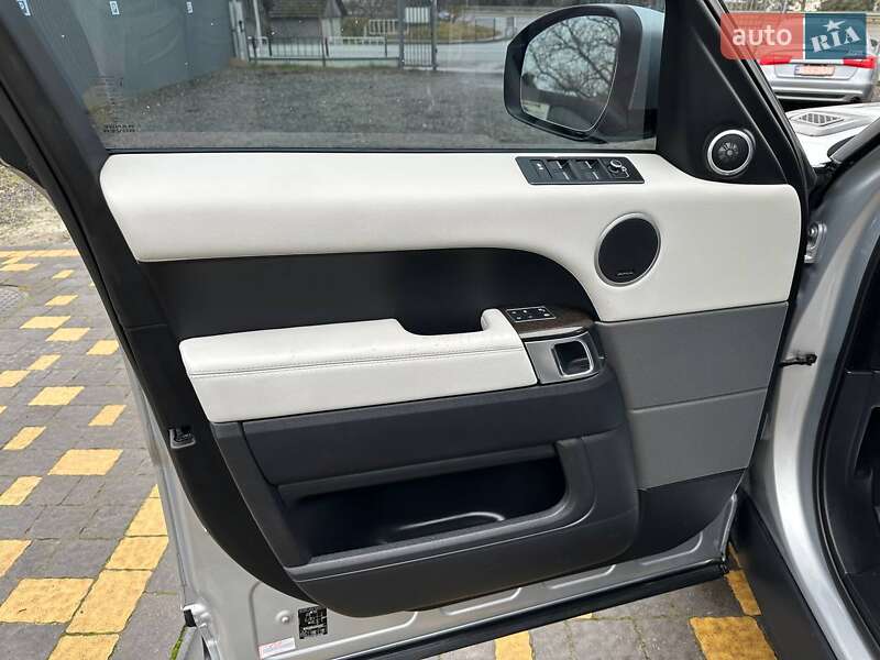 Позашляховик / Кросовер Land Rover Range Rover Sport 2016 в Львові