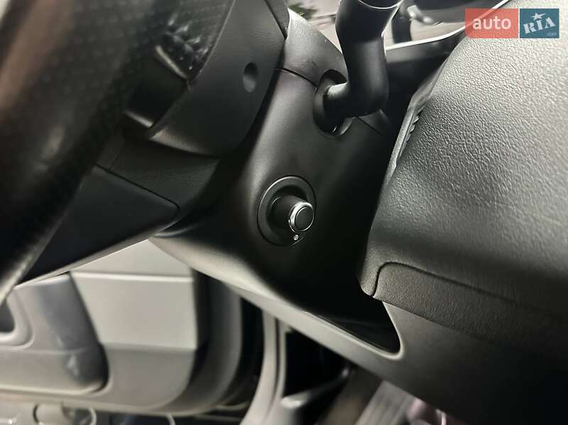 Позашляховик / Кросовер Land Rover Range Rover Sport 2017 в Києві