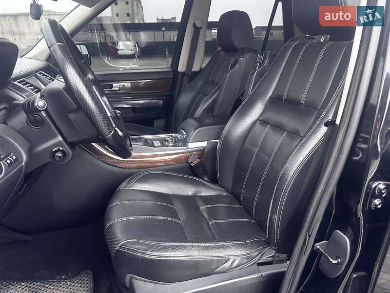 Внедорожник / Кроссовер Land Rover Range Rover Sport 2010 в Дубно