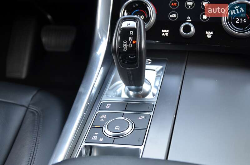 Внедорожник / Кроссовер Land Rover Range Rover Sport 2018 в Киеве