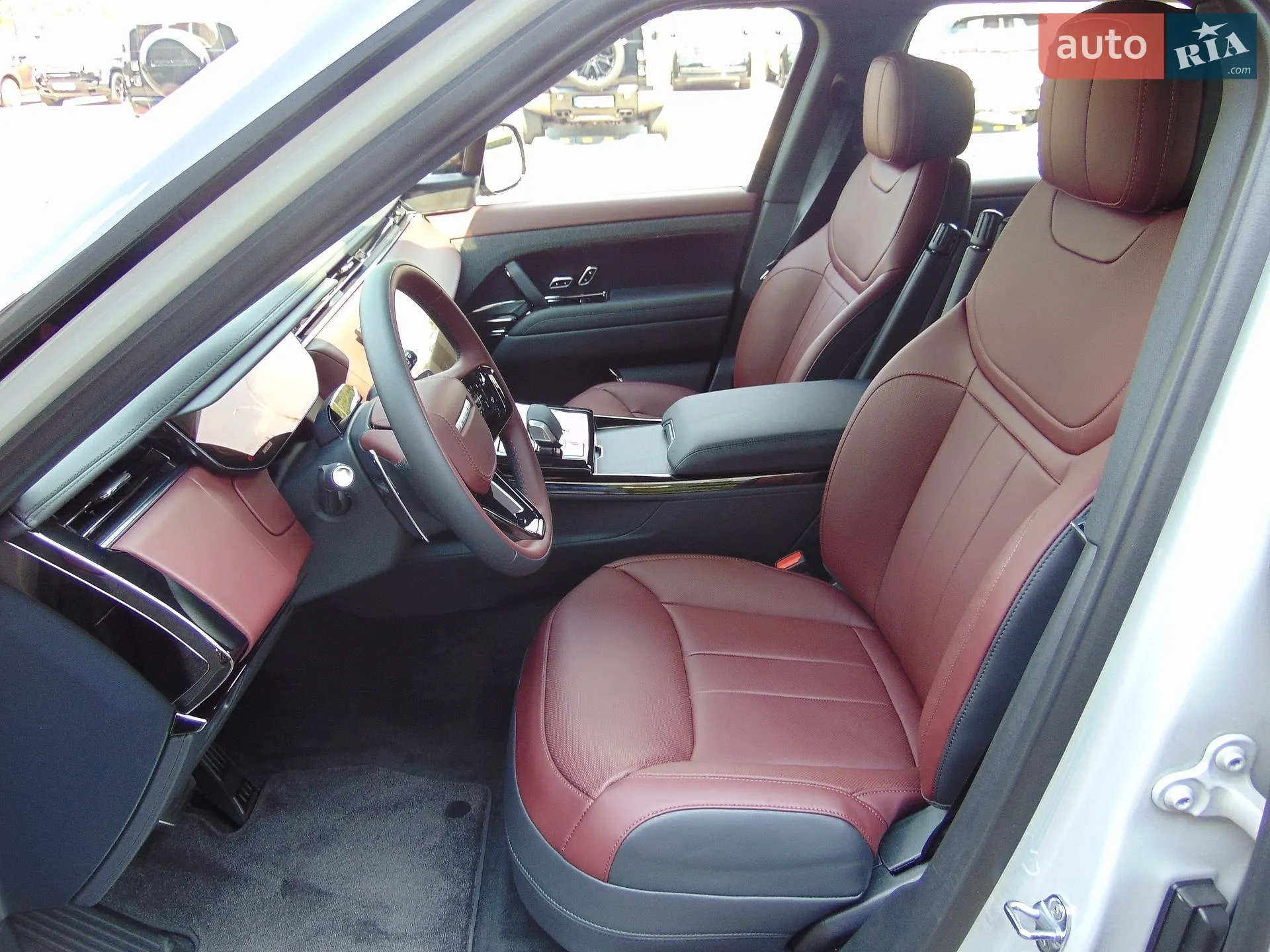 2026 Land Rover Range Rover Sport - мініатюра 13