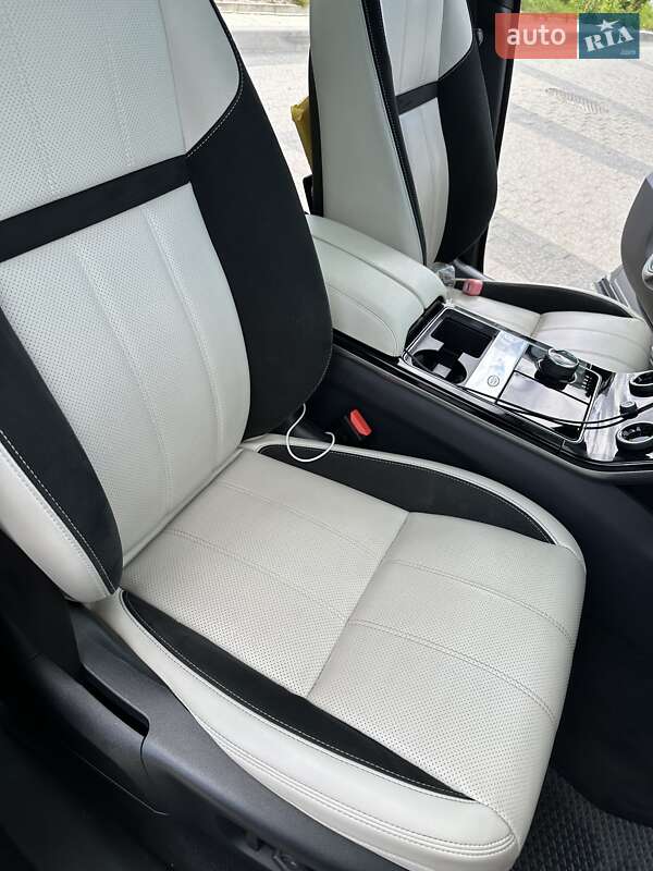 Внедорожник / Кроссовер Land Rover Range Rover Velar 2019 в Волочиске фото 25 Внедорожник / Кроссовер Land Rover Range Rover Velar 2019 в Волочиске