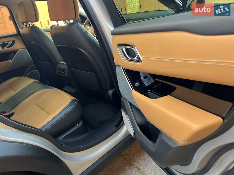 Позашляховик / Кросовер Land Rover Range Rover Velar 2018 в Києві