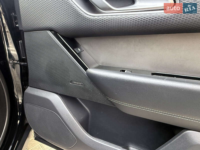 Позашляховик / Кросовер Land Rover Range Rover Velar 2018 в Одесі фото 53 Позашляховик / Кросовер Land Rover Range Rover Velar 2018 в Одесі