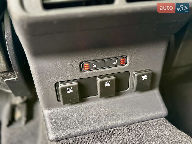 Позашляховик / Кросовер Land Rover Range Rover Velar 2018 в Одесі фото 98 Позашляховик / Кросовер Land Rover Range Rover Velar 2018 в Одесі