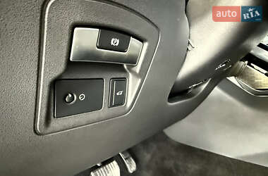 Внедорожник / Кроссовер Land Rover Range Rover Velar 2017 в 