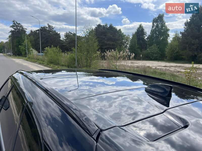 Позашляховик / Кросовер Land Rover Range Rover Velar 2018 в Володимирі