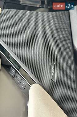 Внедорожник / Кроссовер Land Rover Range Rover Velar 2021 в 