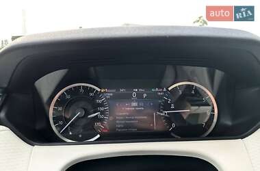 Внедорожник / Кроссовер Land Rover Range Rover Velar 2021 в 