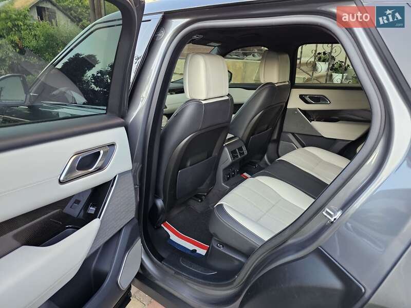 Внедорожник / Кроссовер Land Rover Range Rover Velar 2017 в Остроге