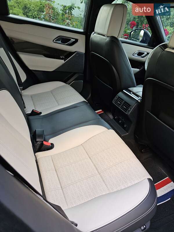 Внедорожник / Кроссовер Land Rover Range Rover Velar 2017 в Остроге