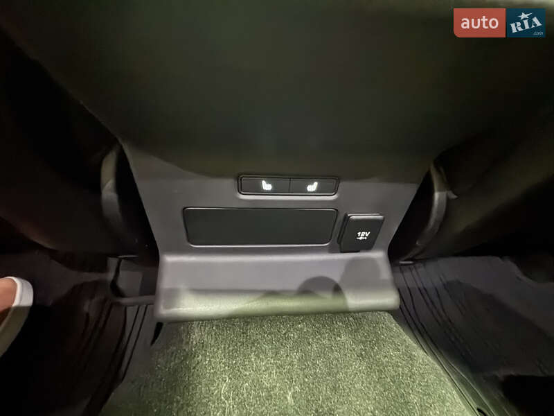 Внедорожник / Кроссовер Land Rover Range Rover Velar 2018 в Киеве