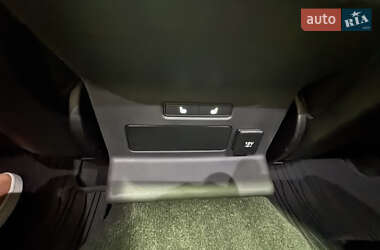 Внедорожник / Кроссовер Land Rover Range Rover Velar 2018 в 