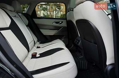 Внедорожник / Кроссовер Land Rover Range Rover Velar 2020 в 