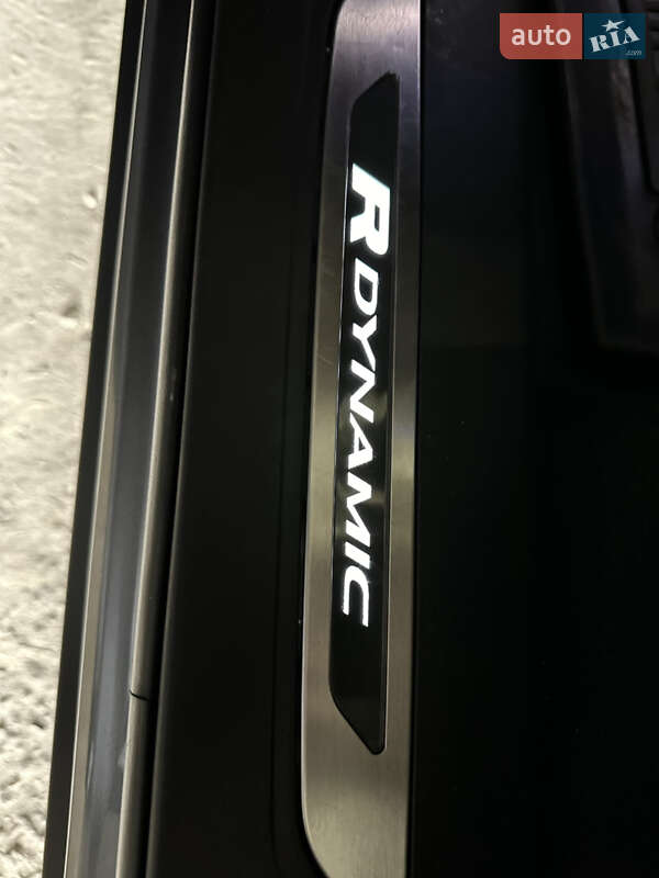 Внедорожник / Кроссовер Land Rover Range Rover Velar 2018 в Ивано-Франковске